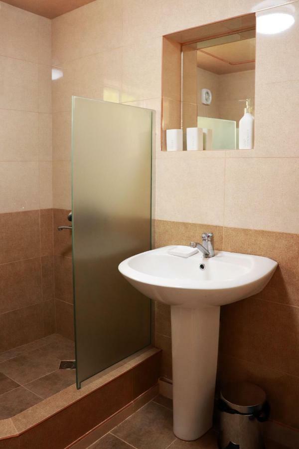 Greengate Gurjaani ภายนอก รูปภาพ